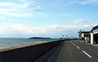 自転車・バイクツーリングプラン：小豆島の海沿いの道